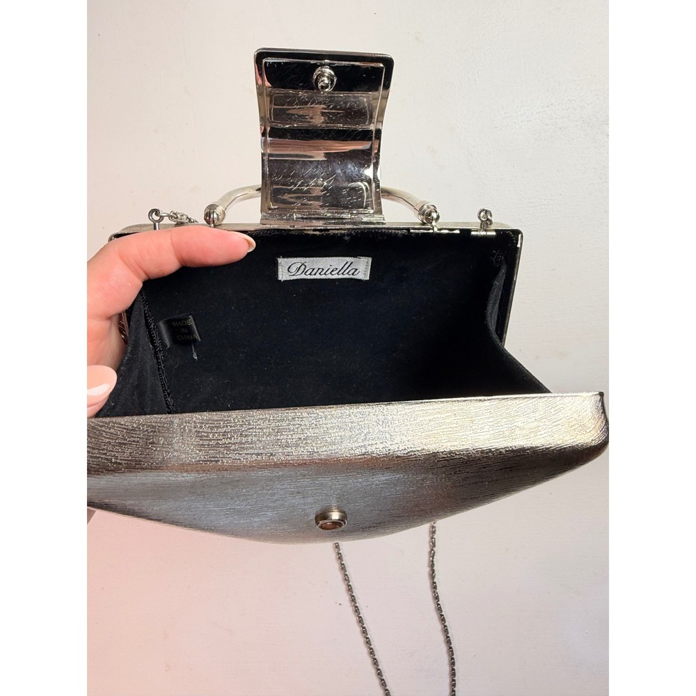 Vintage Daniella Evening Clutch Bag OS Silver Excellent Crystal Clasp Crossbody - Picture 8 of 8